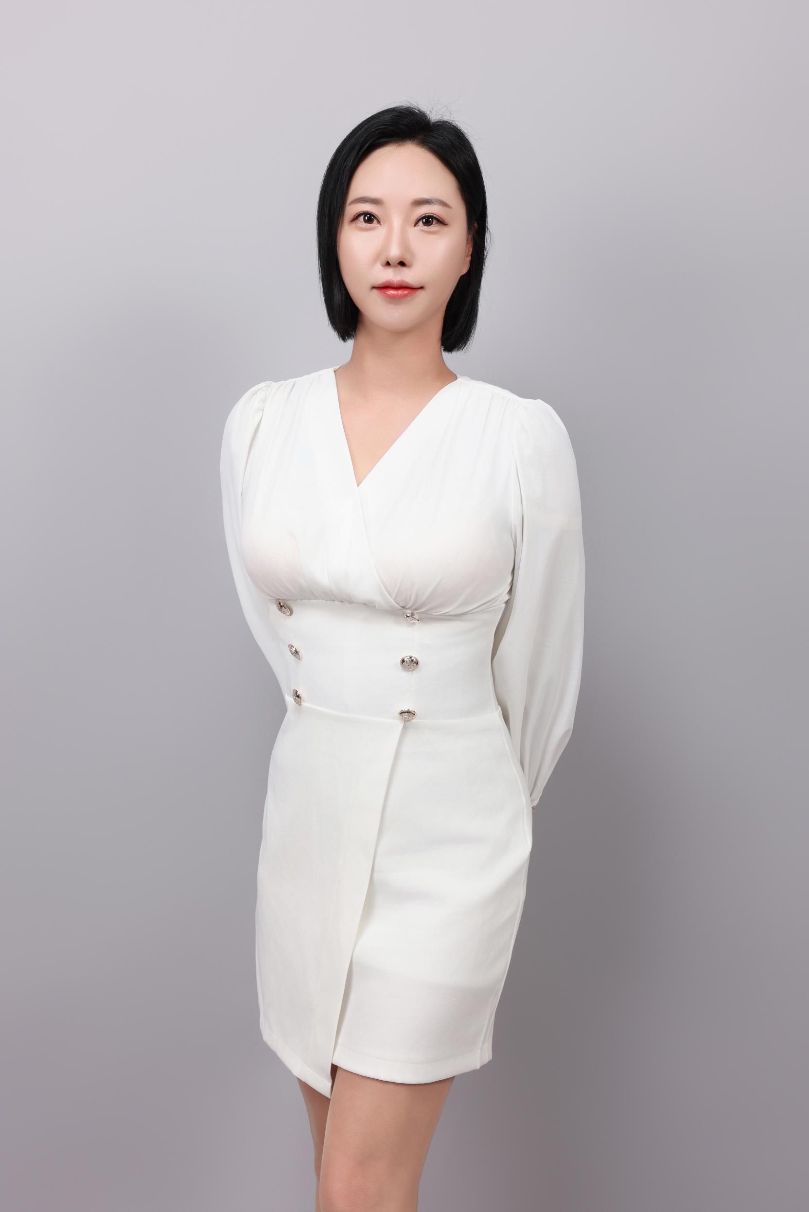 오민아